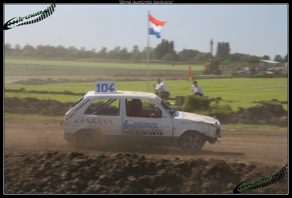 1182x800 pixels (172K)