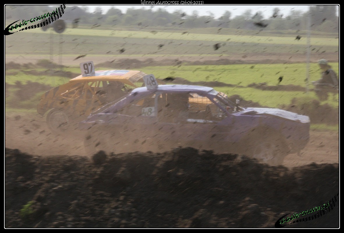 1182x800 pixels (178K)