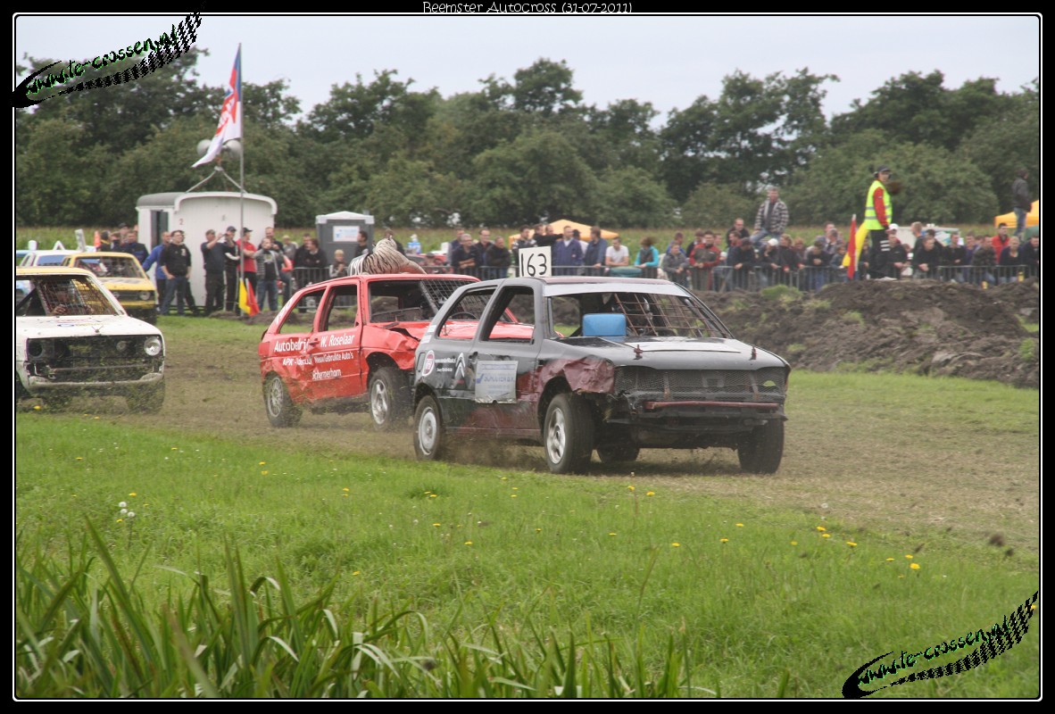 1182x800 pixels (275K)