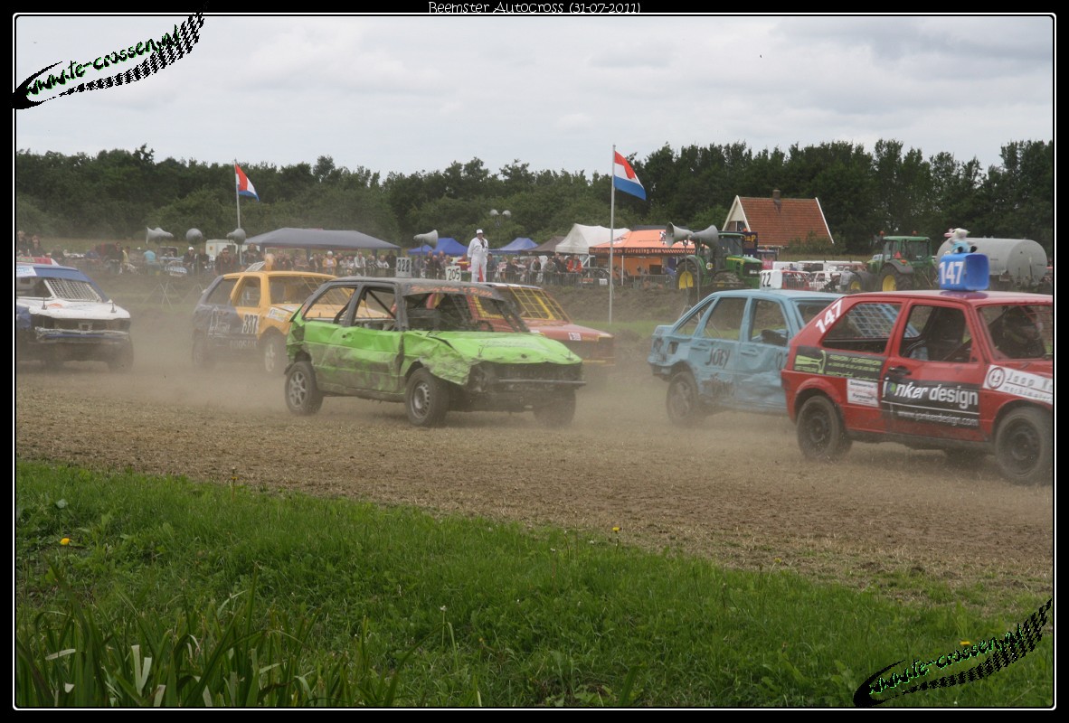 1182x800 pixels (260K)