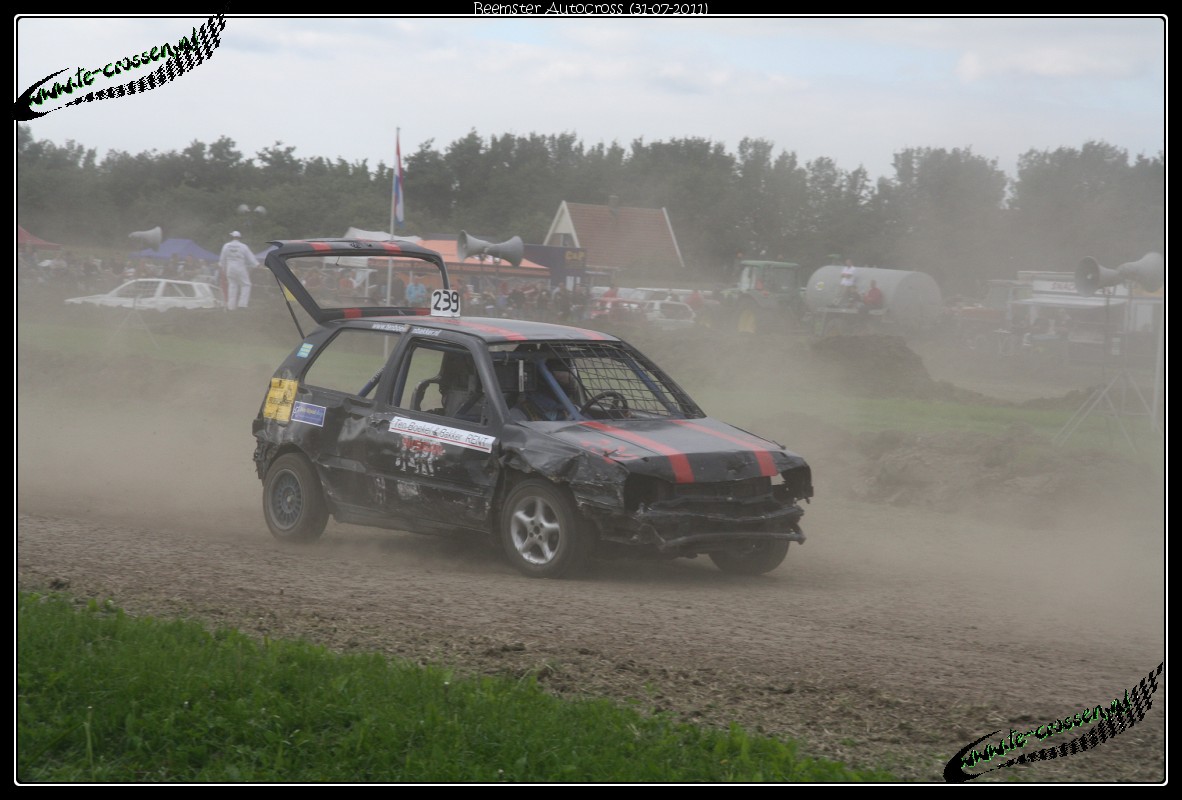 1182x800 pixels (185K)