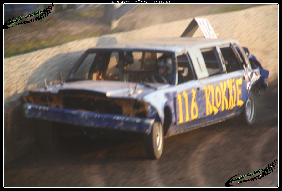 1182x800 pixels (165K)