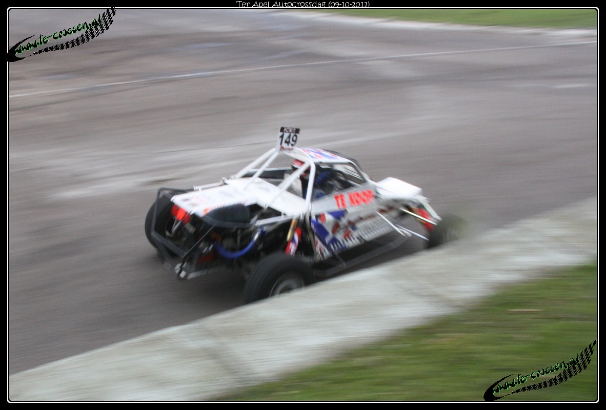 1182x800 pixels (175K)