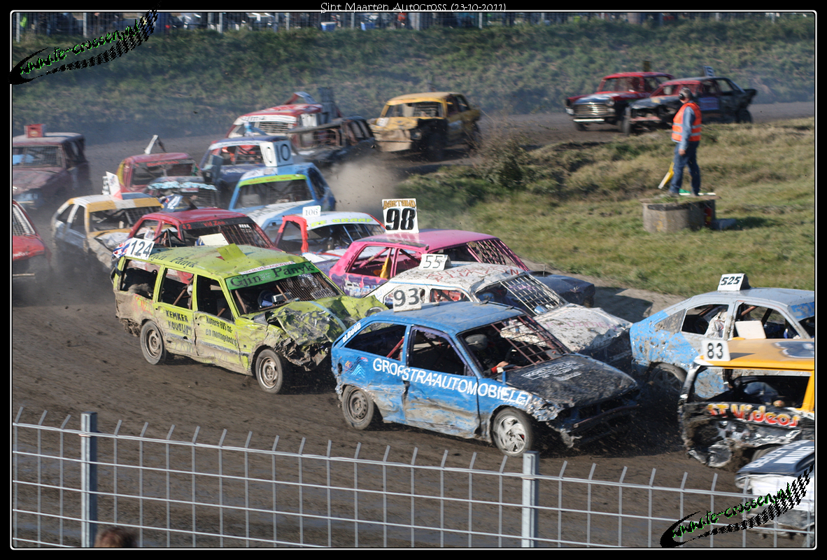1182x800 pixels (1.390K)