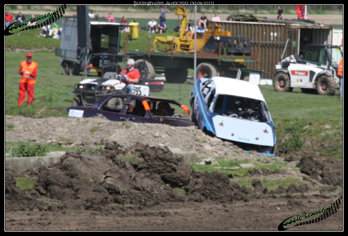 1181x800 pixels (1.212K)