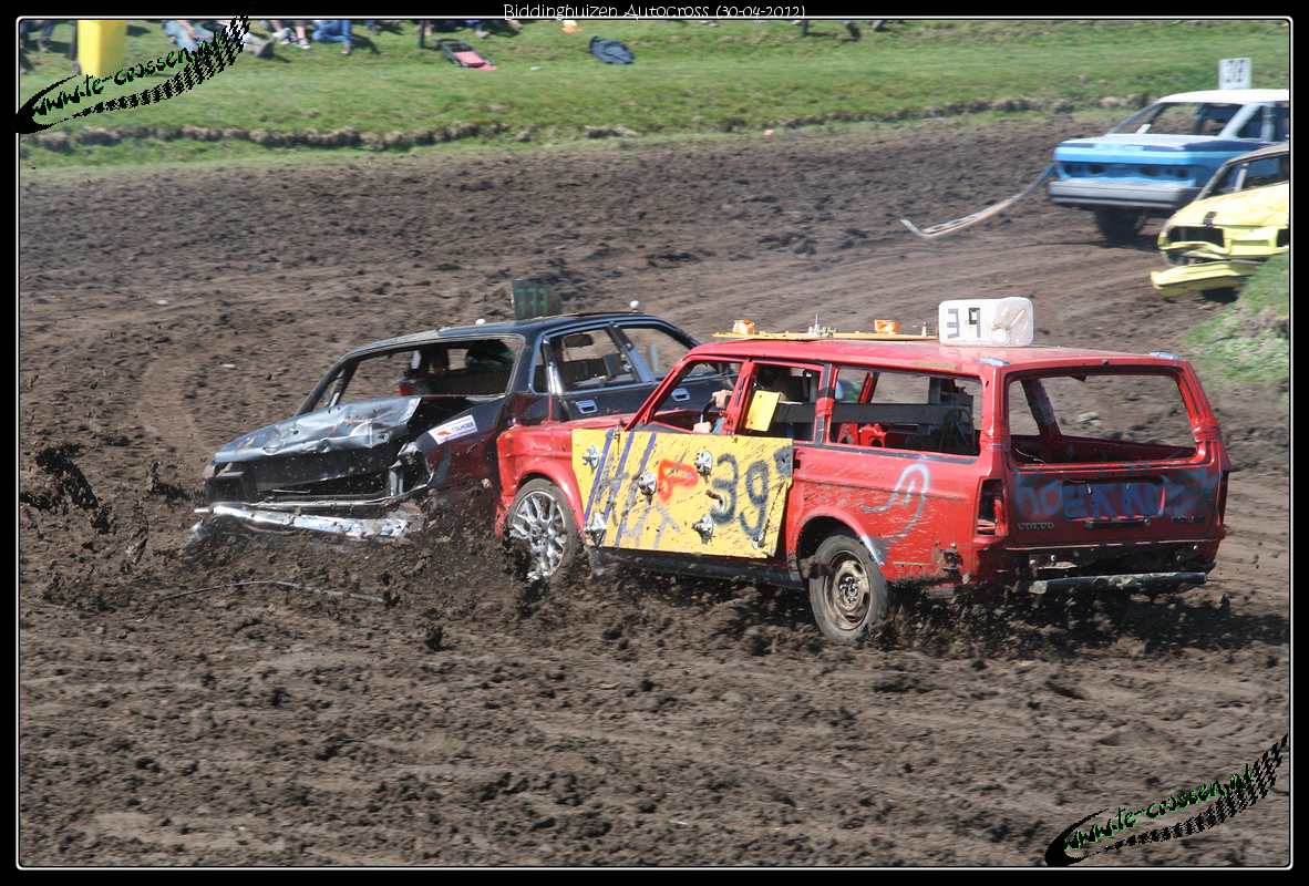 1182x800 pixels (1.470K)