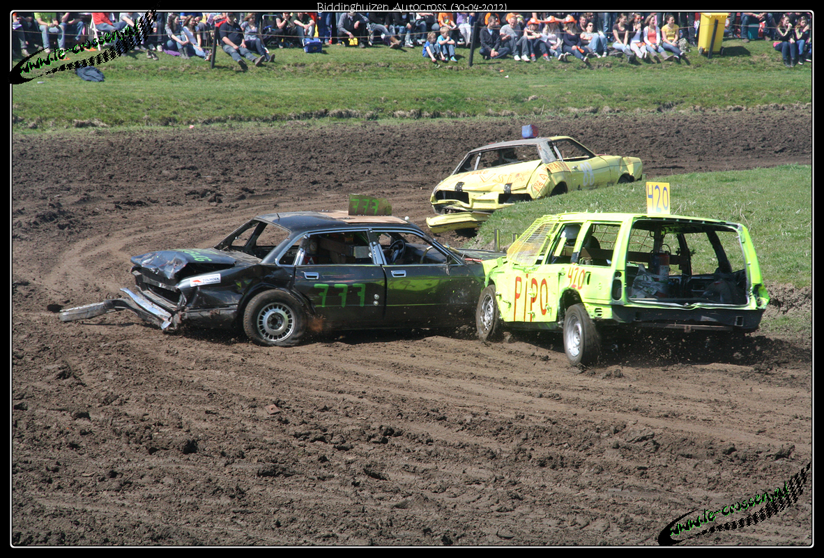 1182x800 pixels (1.695K)