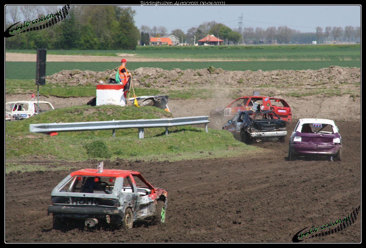 1181x800 pixels (1.395K)