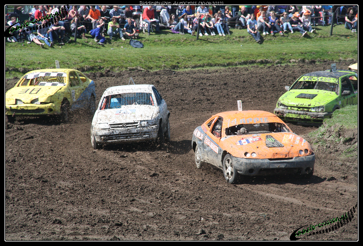 1182x800 pixels (1.745K)