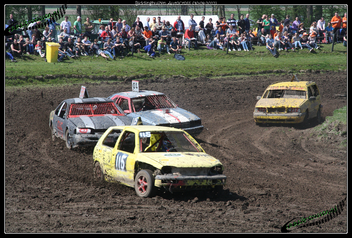 1182x800 pixels (1.745K)