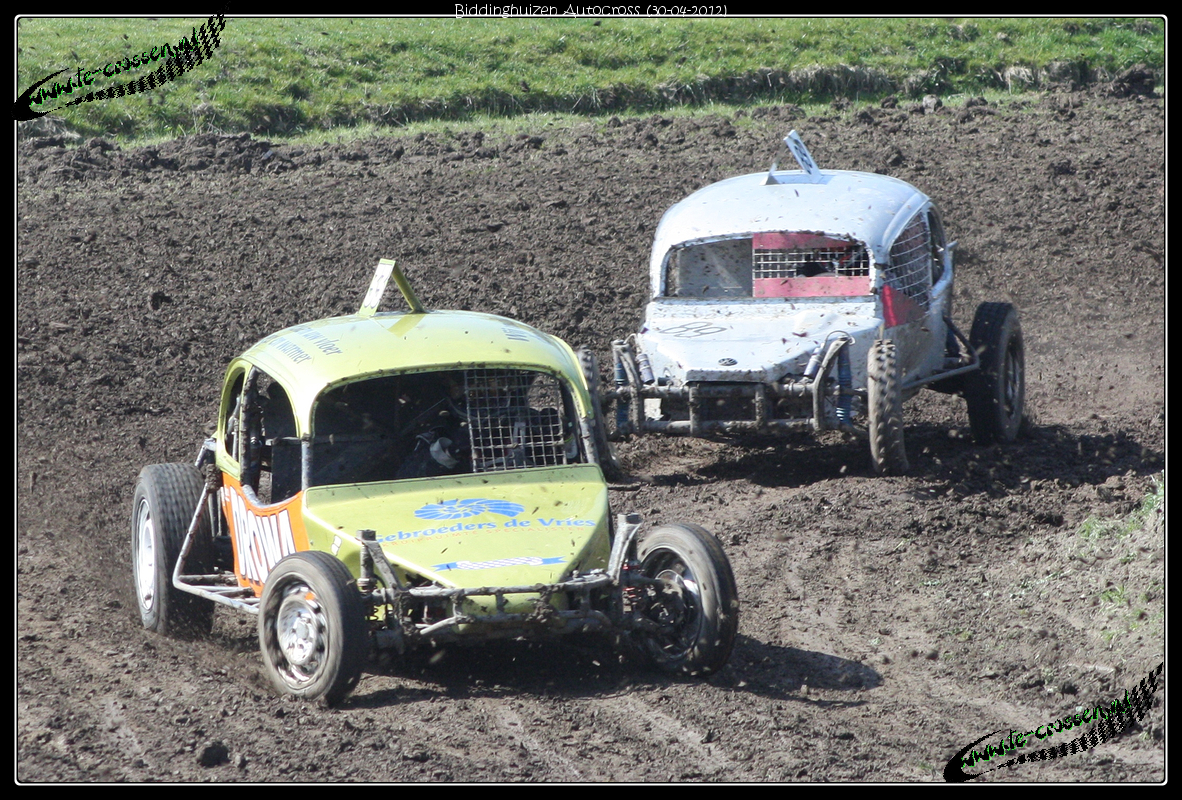 1182x800 pixels (1.474K)