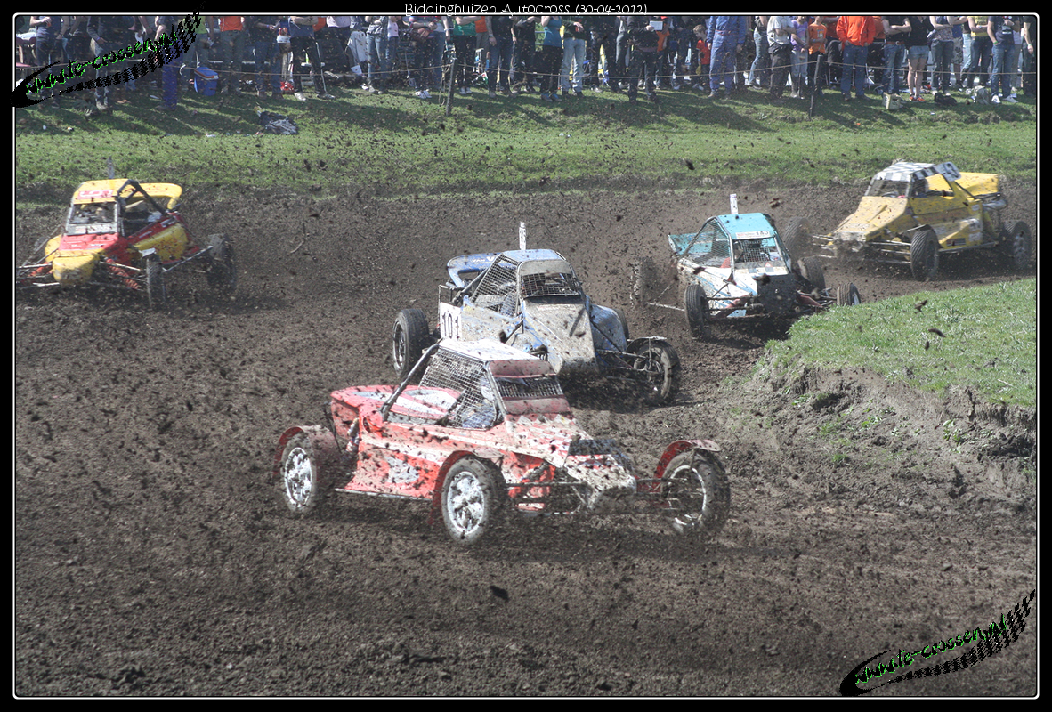 1182x800 pixels (1.630K)