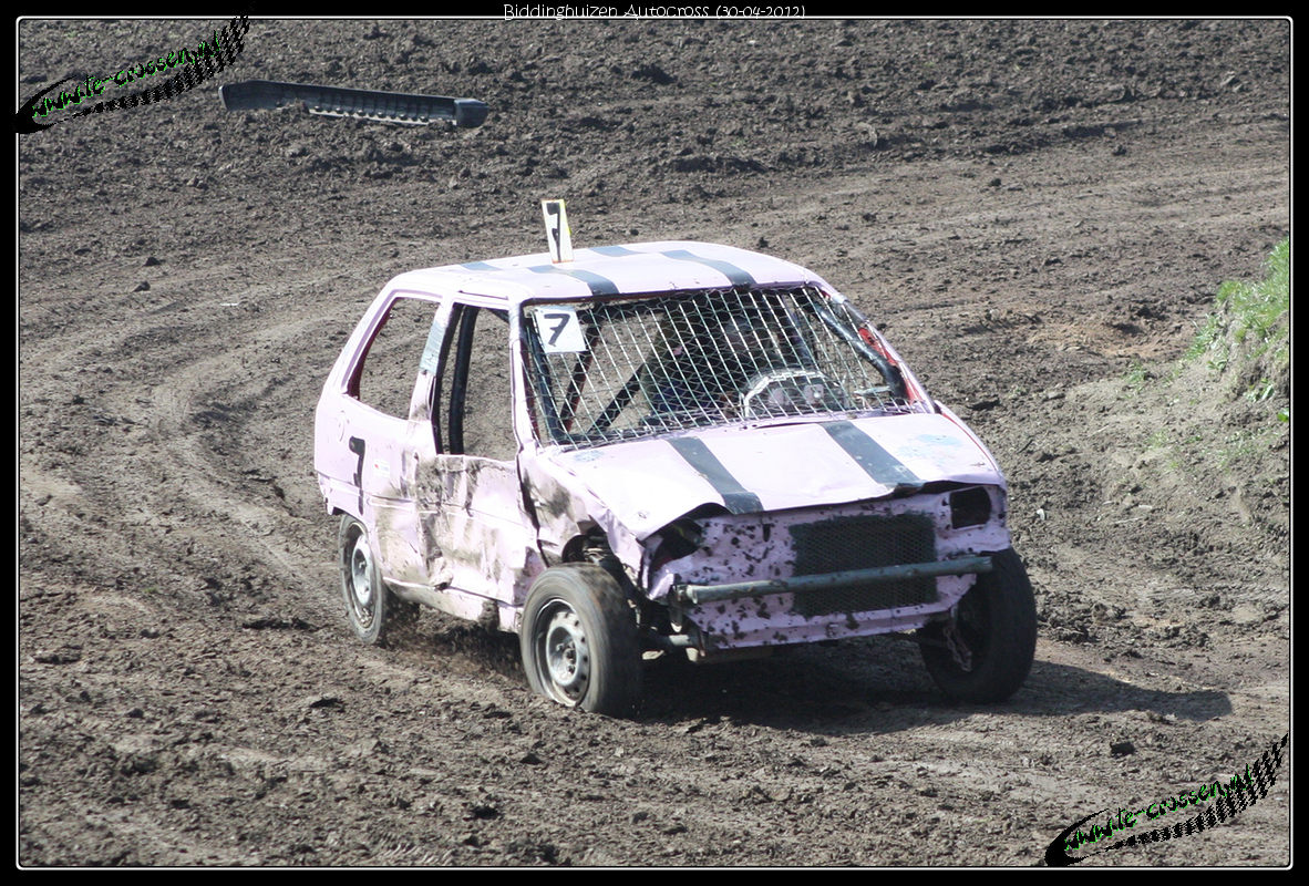 1182x800 pixels (1.495K)