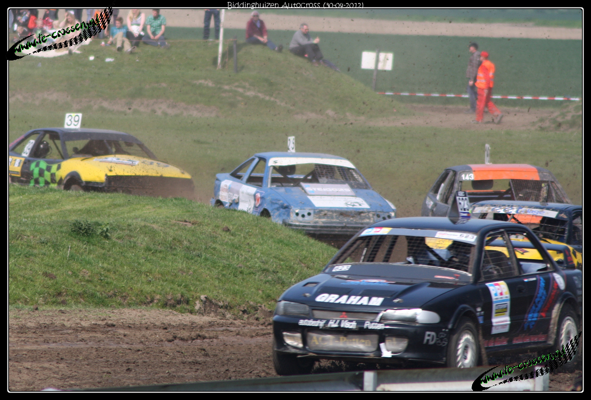 1182x800 pixels (1.186K)