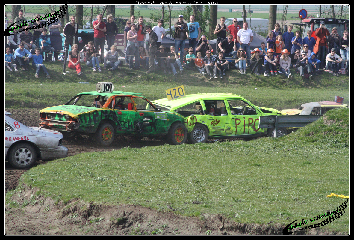 1182x800 pixels (1.636K)