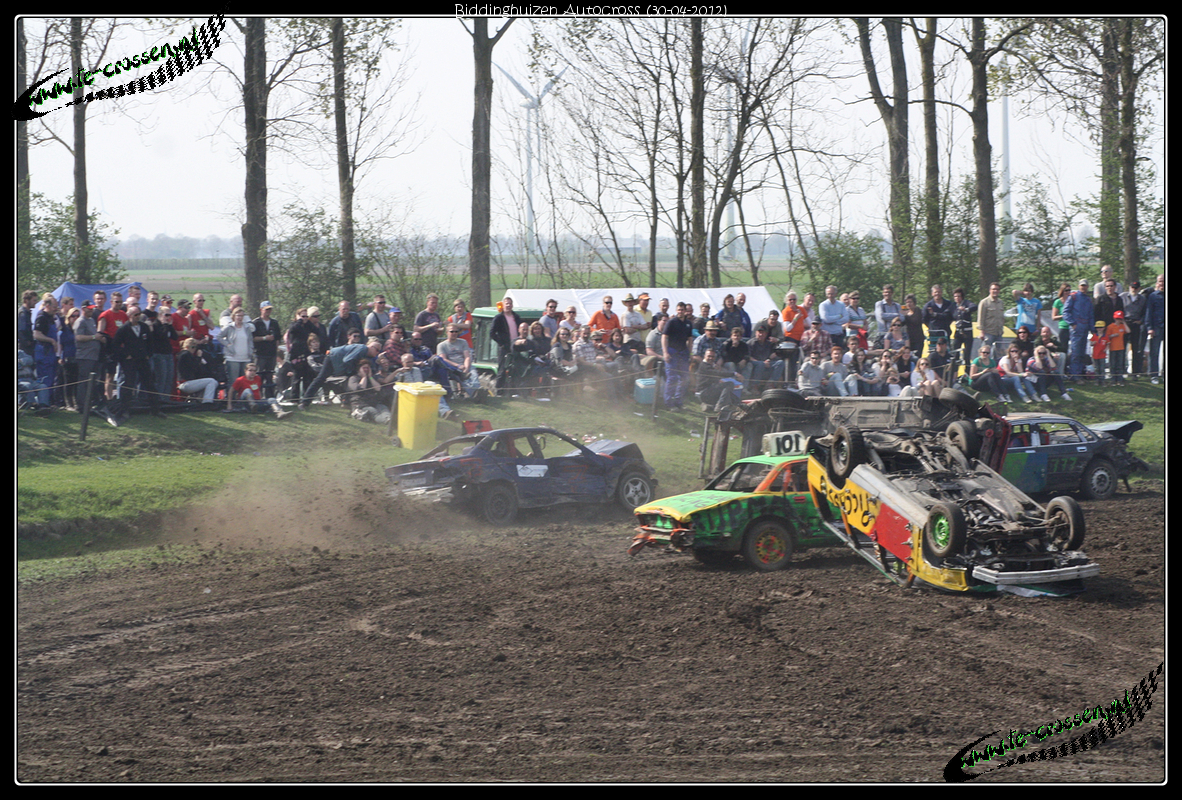 1182x800 pixels (1.511K)