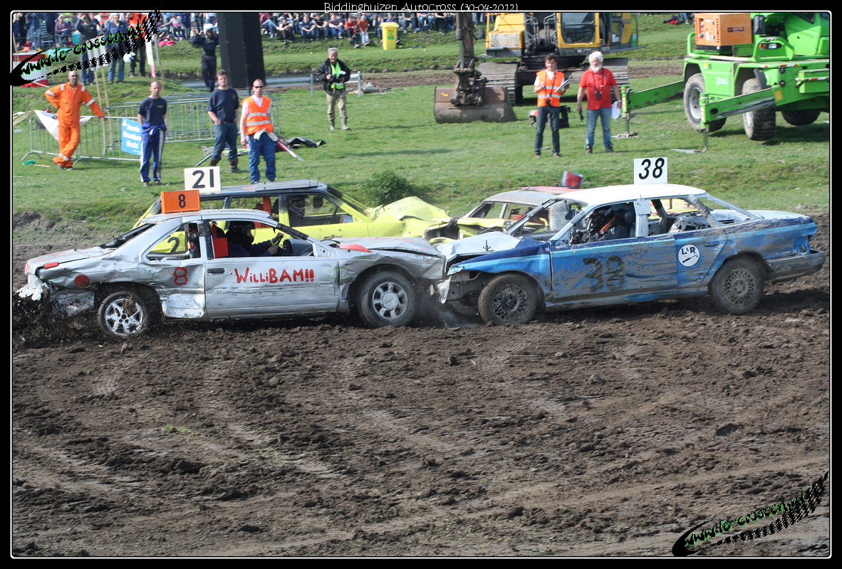 1182x800 pixels (1.632K)