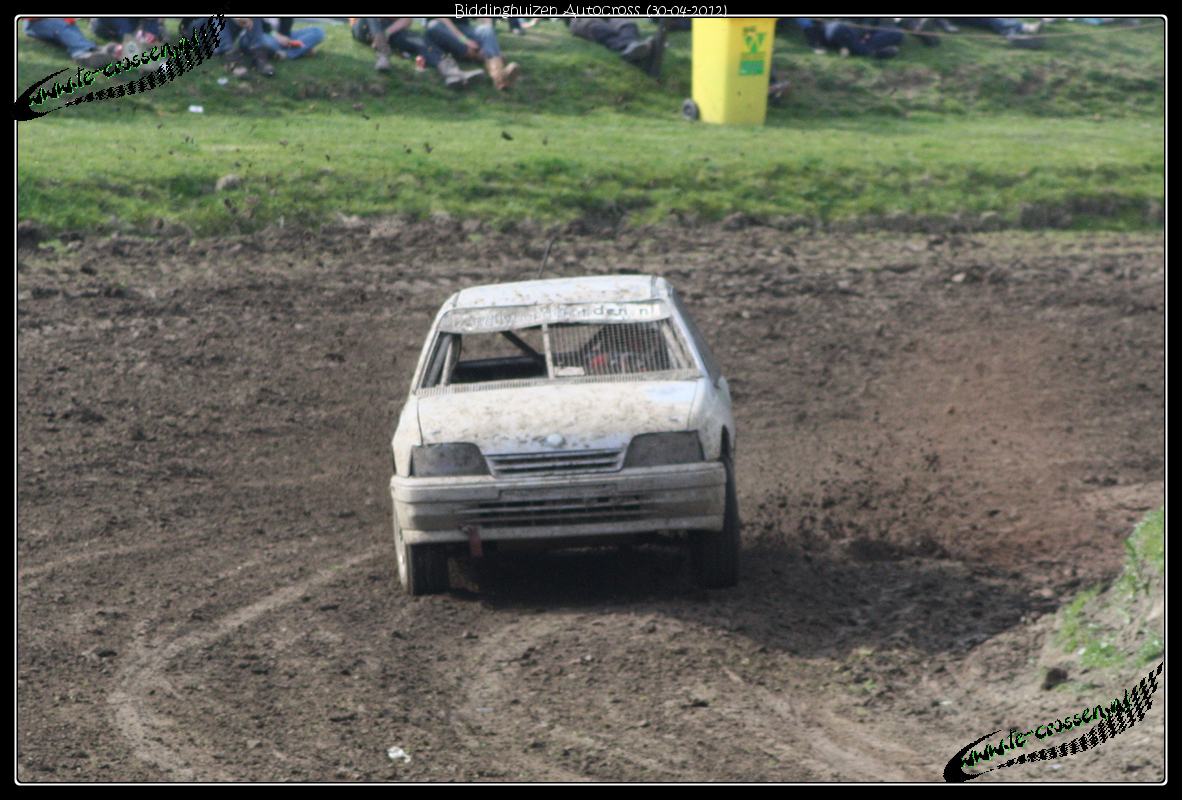 1182x800 pixels (1.257K)