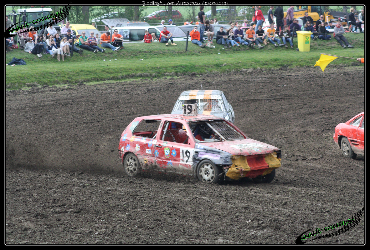 1182x800 pixels (1.568K)