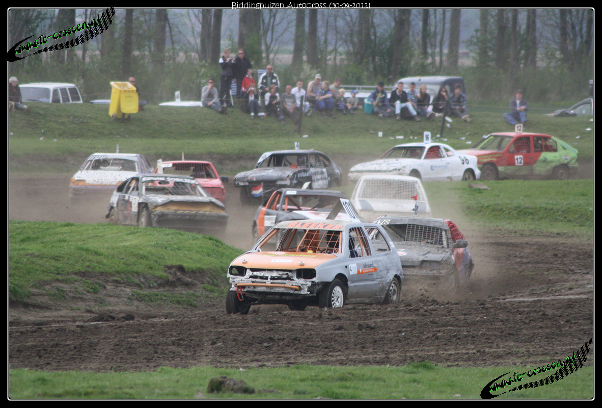 1182x800 pixels (1.332K)