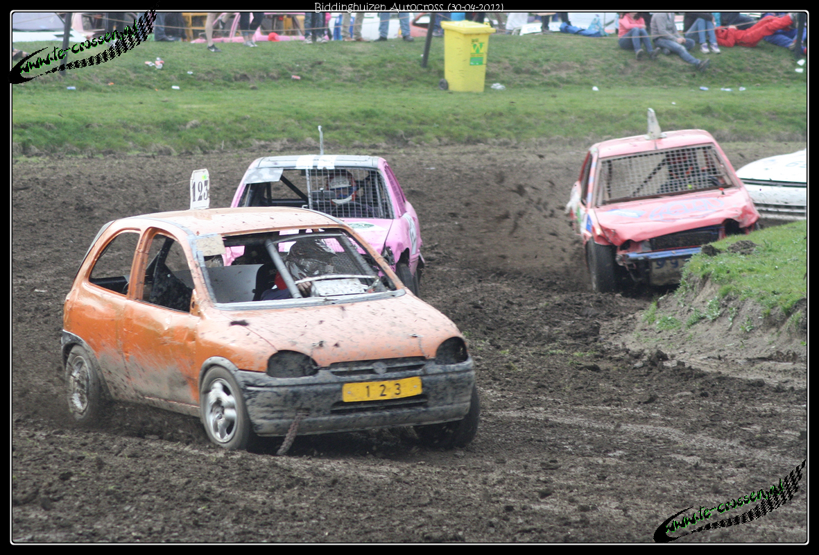 1181x800 pixels (1.351K)