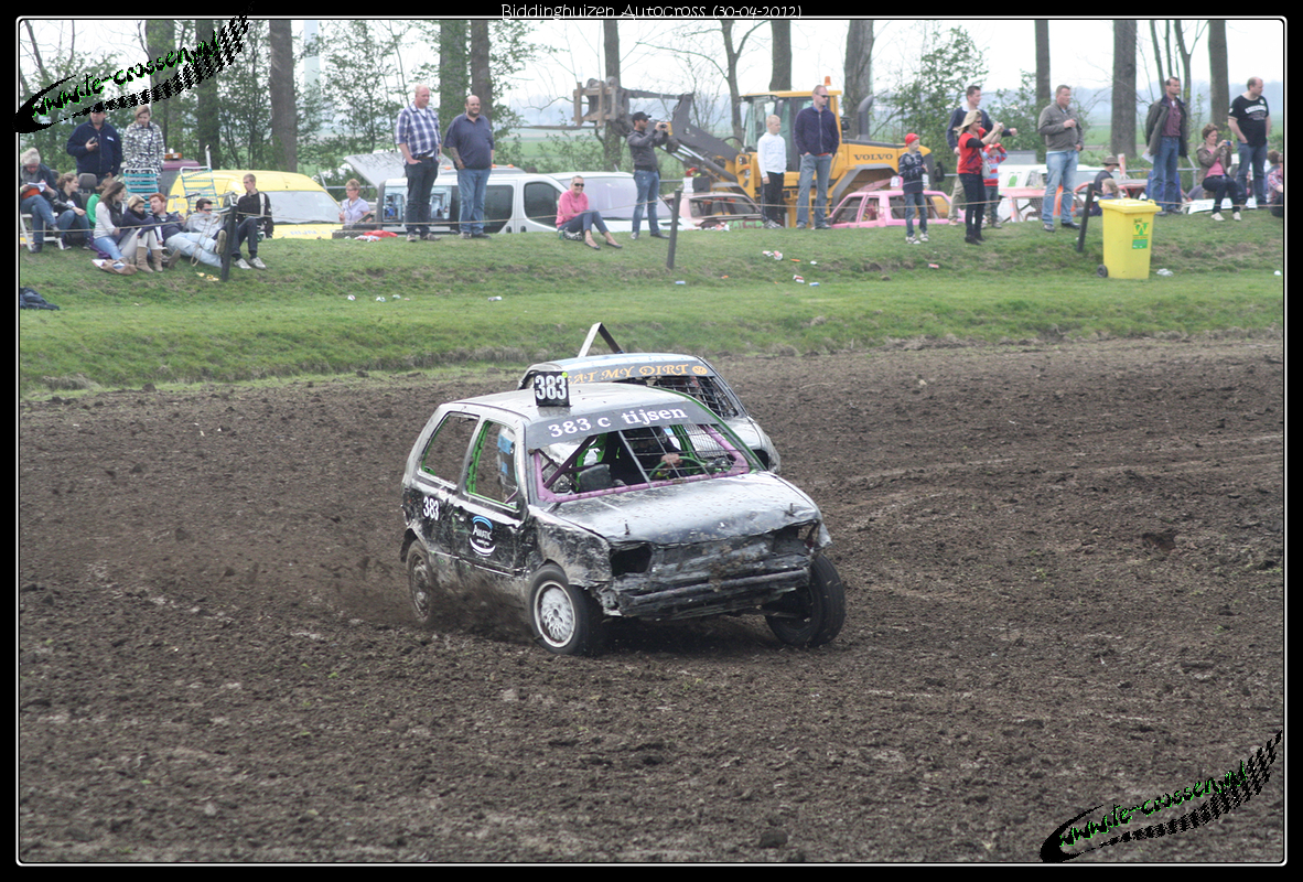 1182x800 pixels (1.526K)