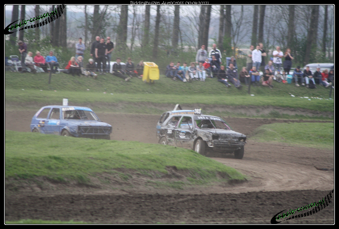 1182x800 pixels (1.255K)