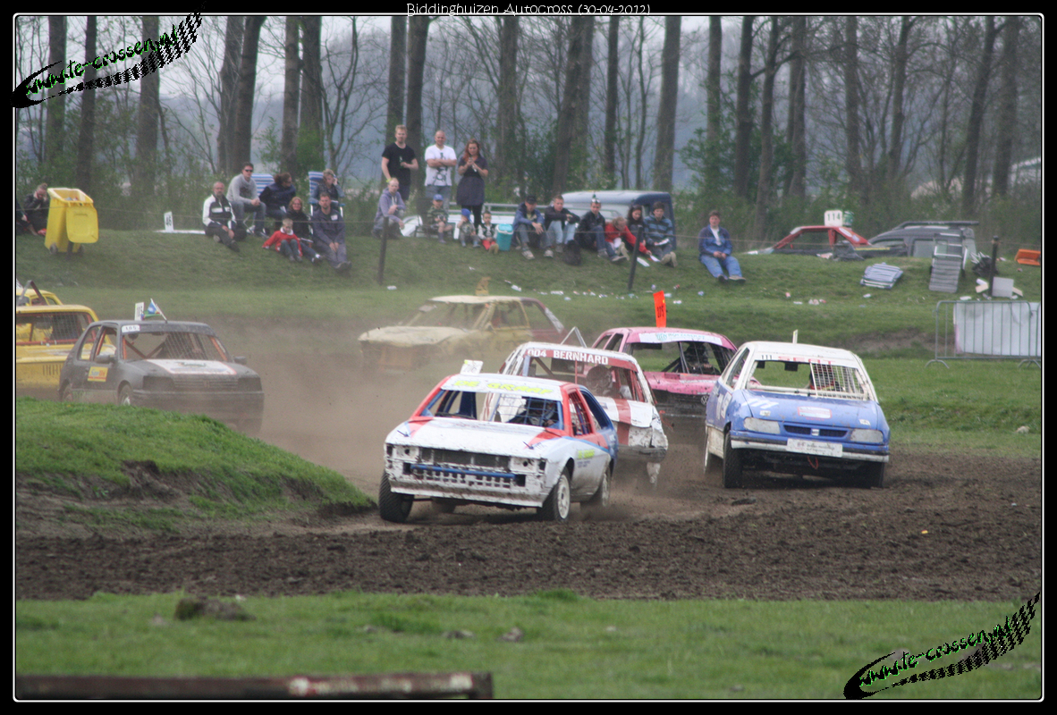 1182x800 pixels (1.355K)