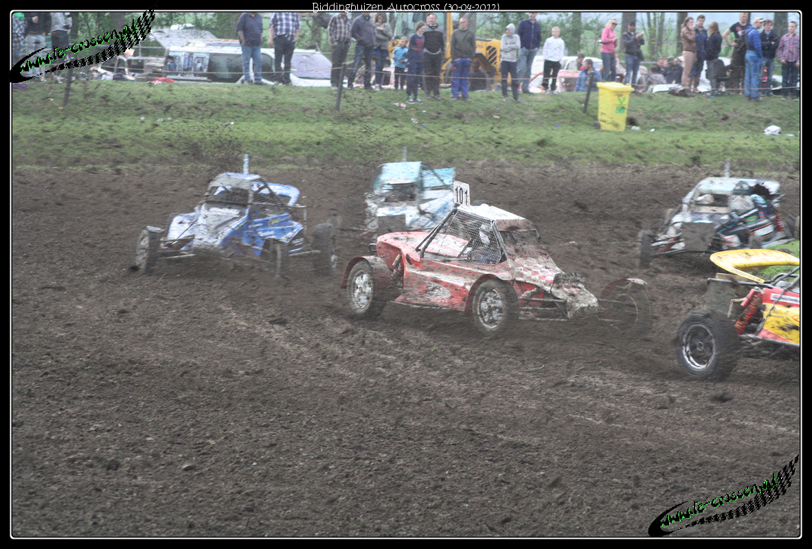 1182x800 pixels (1.412K)