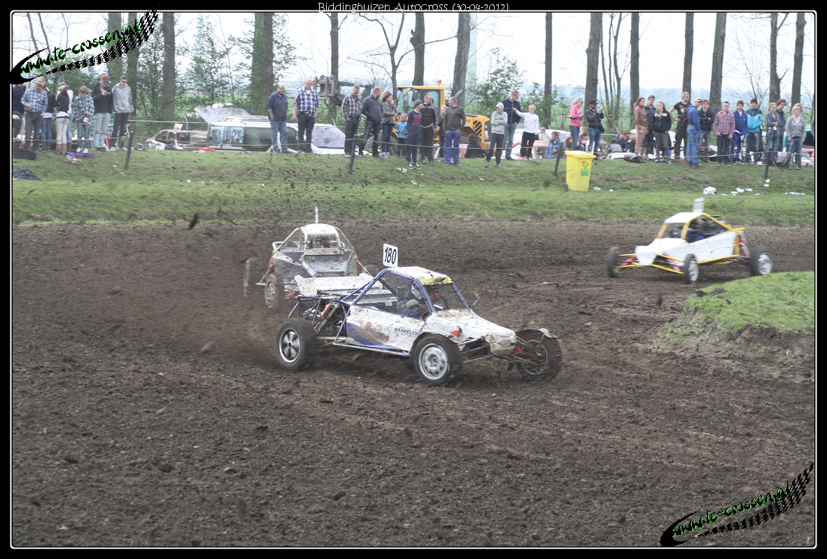 1182x800 pixels (1.467K)