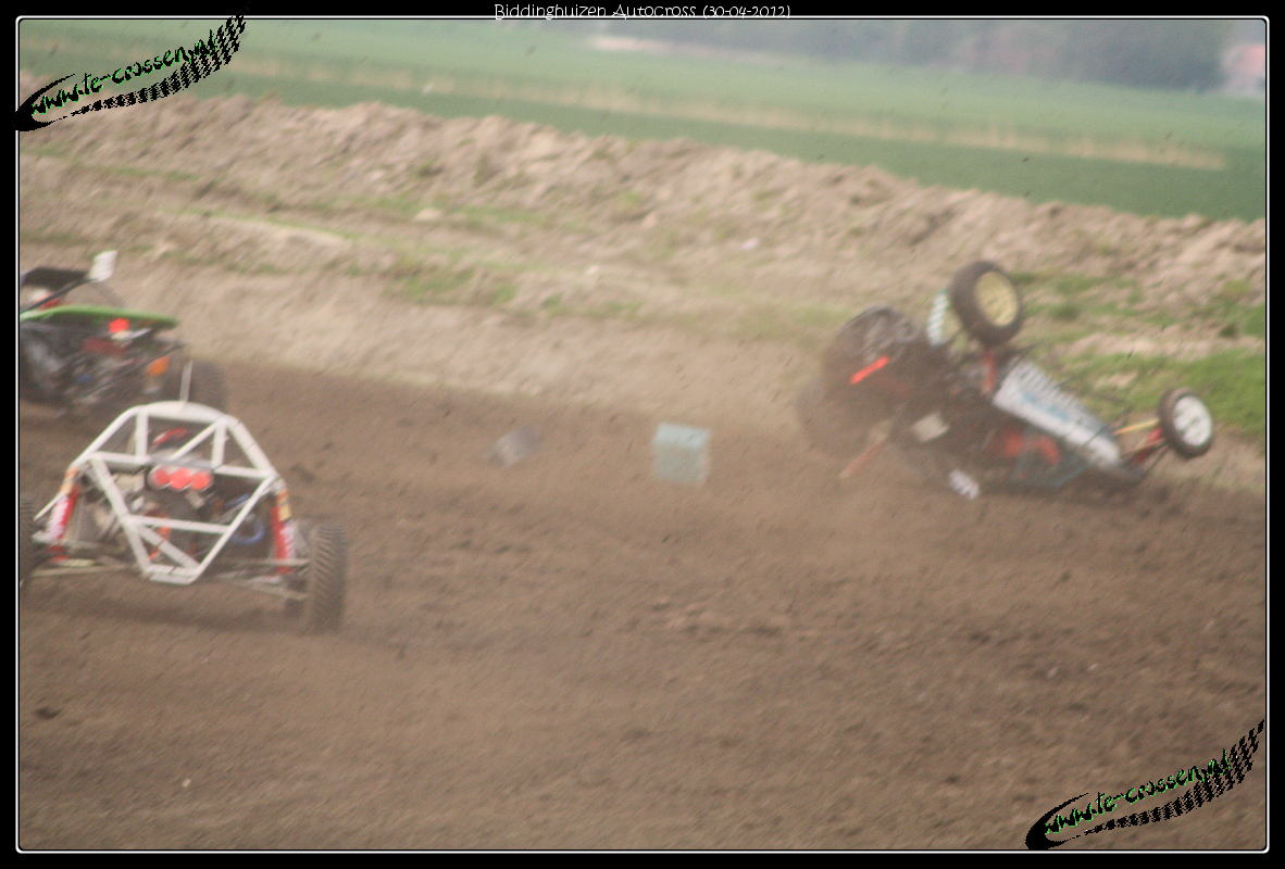 1182x800 pixels (1.271K)