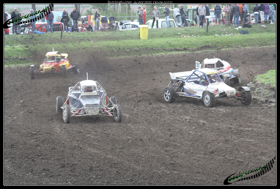 1182x800 pixels (1.439K)