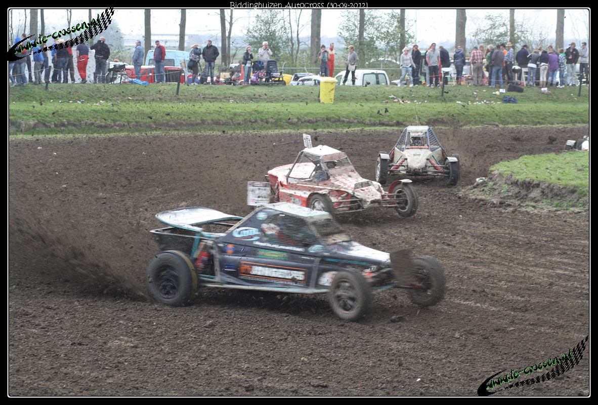 1182x800 pixels (1.489K)