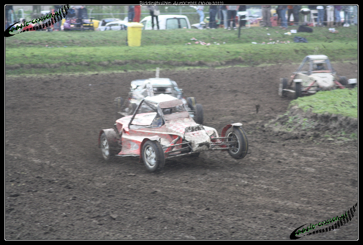 1182x800 pixels (1.274K)