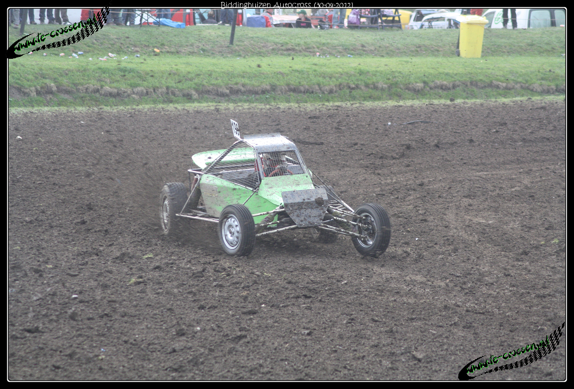 1182x800 pixels (1.408K)