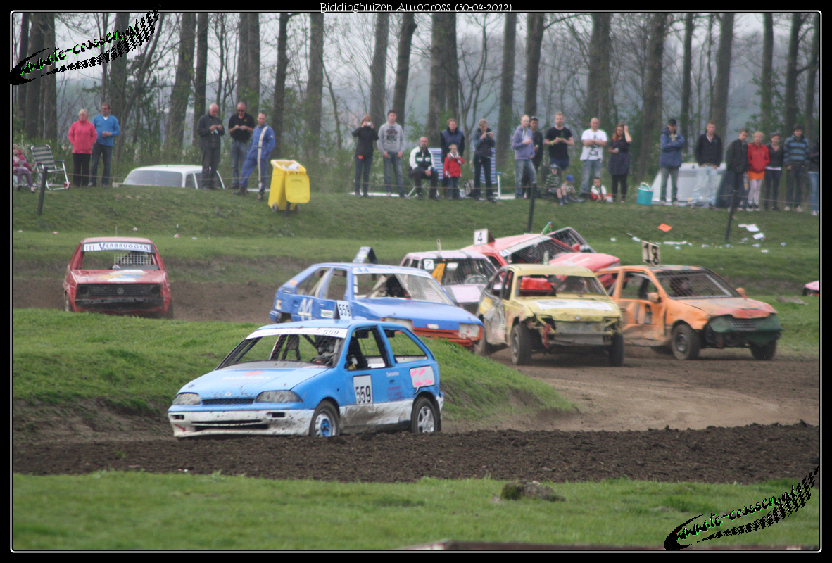 1182x800 pixels (1.372K)