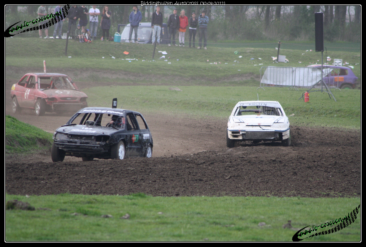 1182x800 pixels (1.340K)