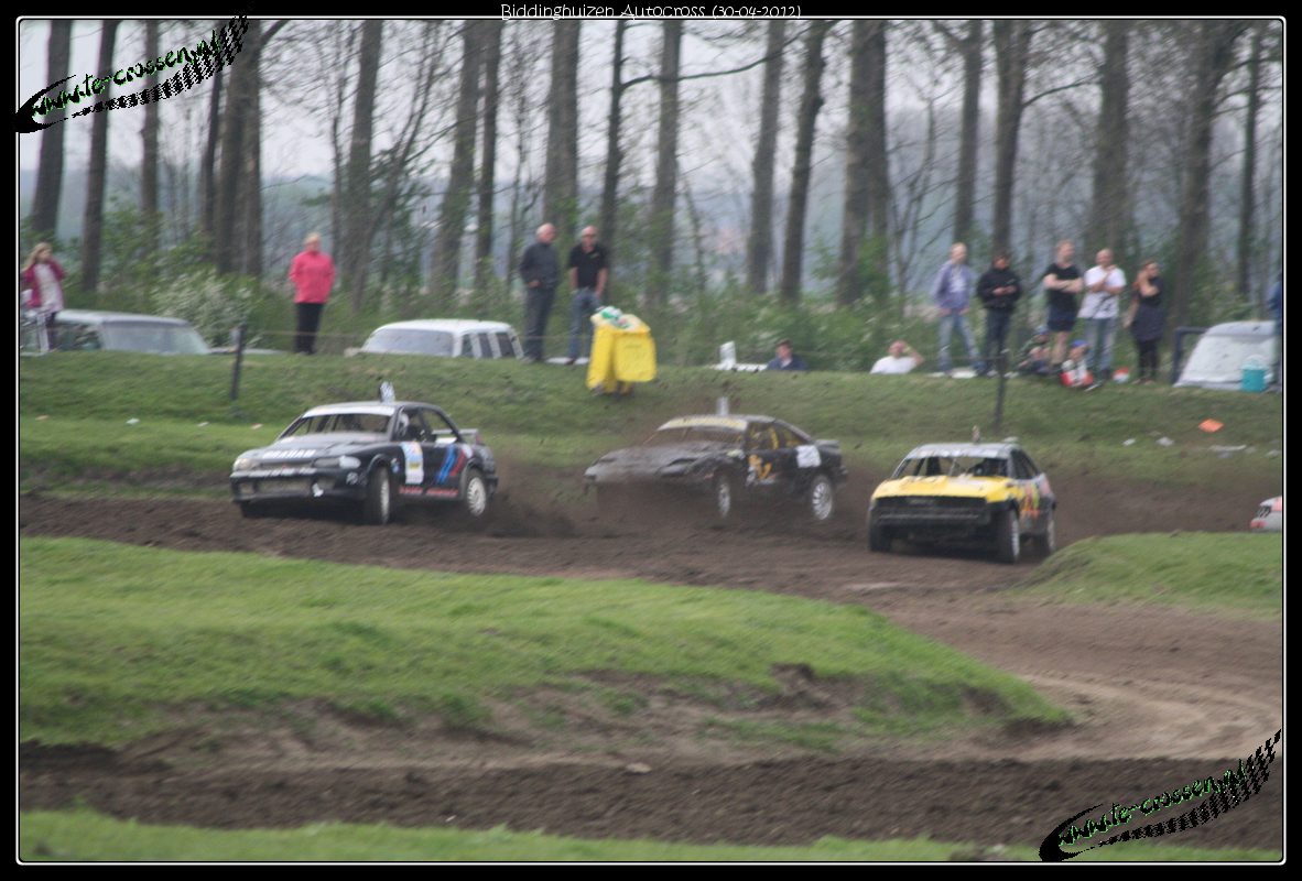 1182x800 pixels (1.281K)