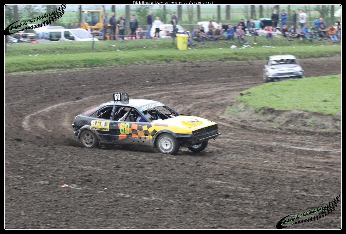 1182x800 pixels (1.316K)