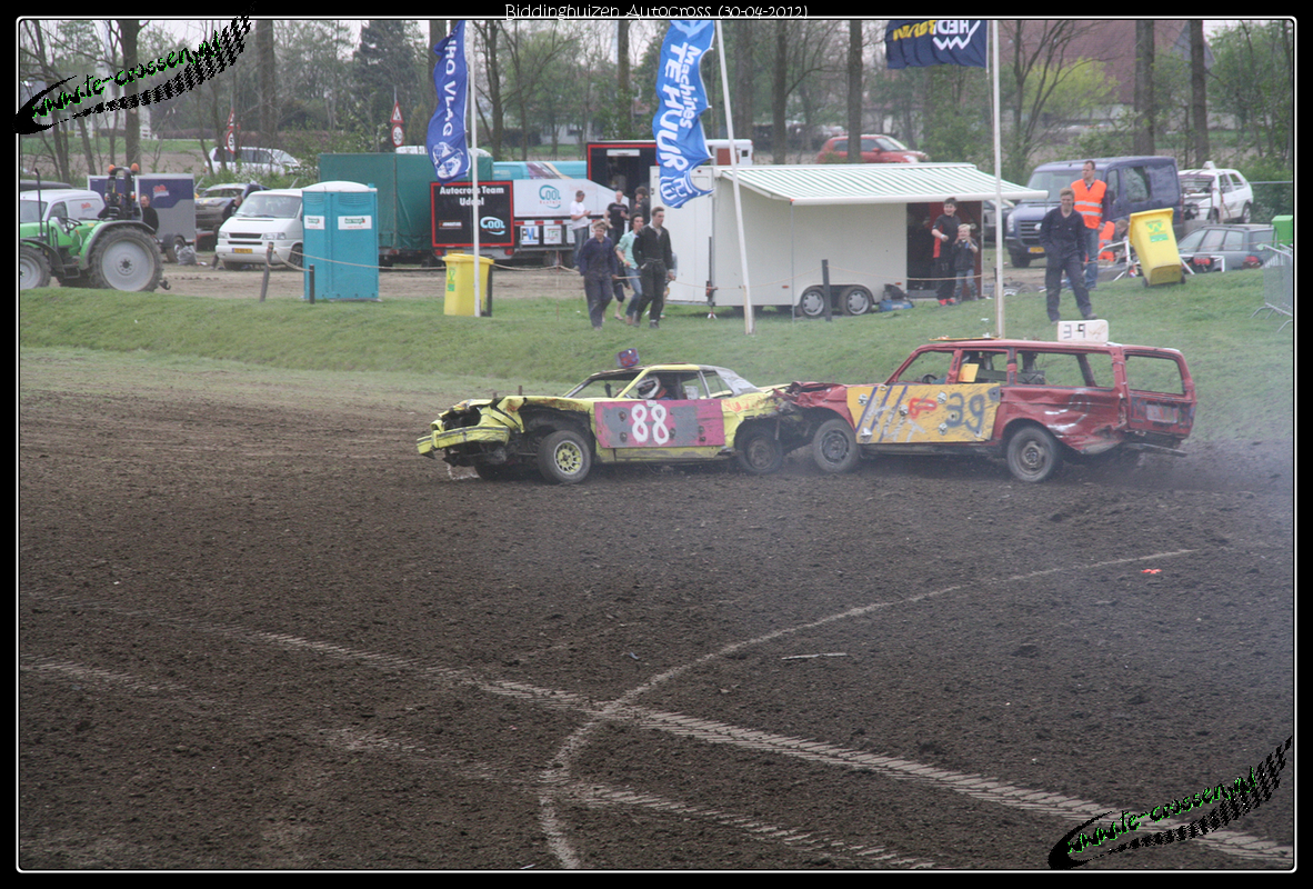 1182x800 pixels (1.425K)