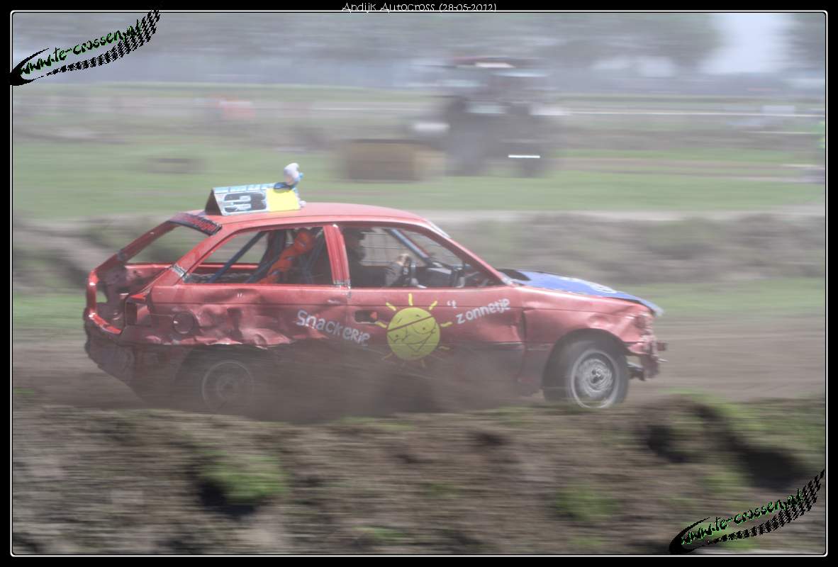 1182x800 pixels (96K)