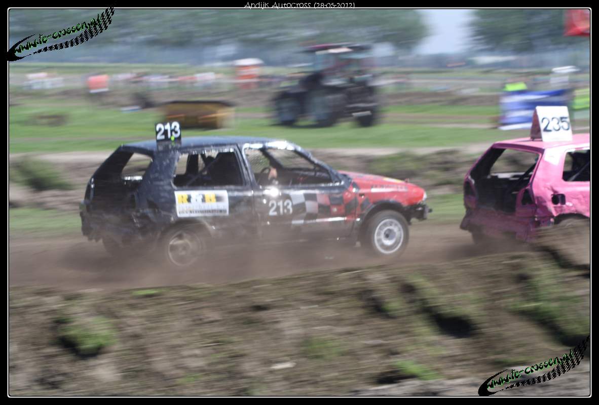 1182x800 pixels (105K)