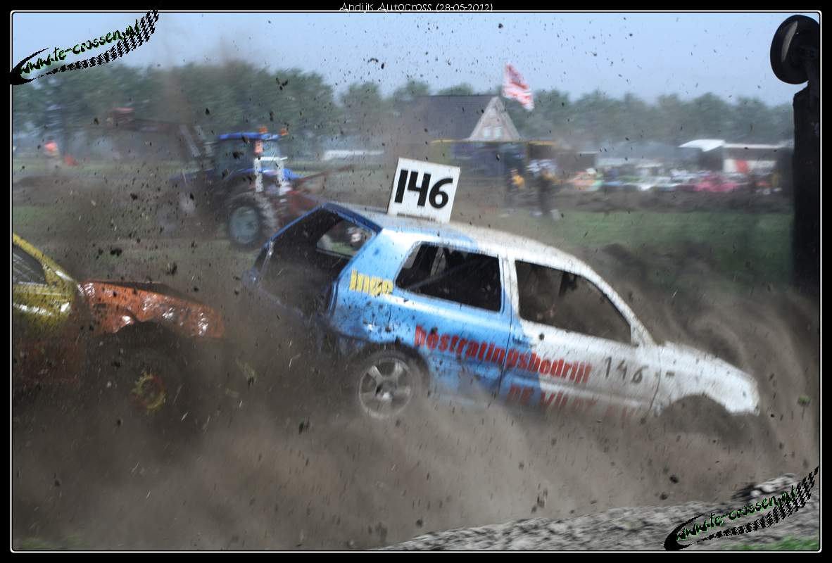 1182x800 pixels (110K)