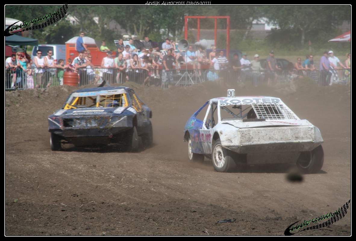 1182x800 pixels (125K)