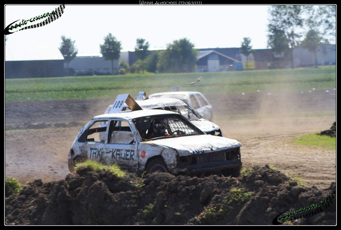 1182x800 pixels (95K)