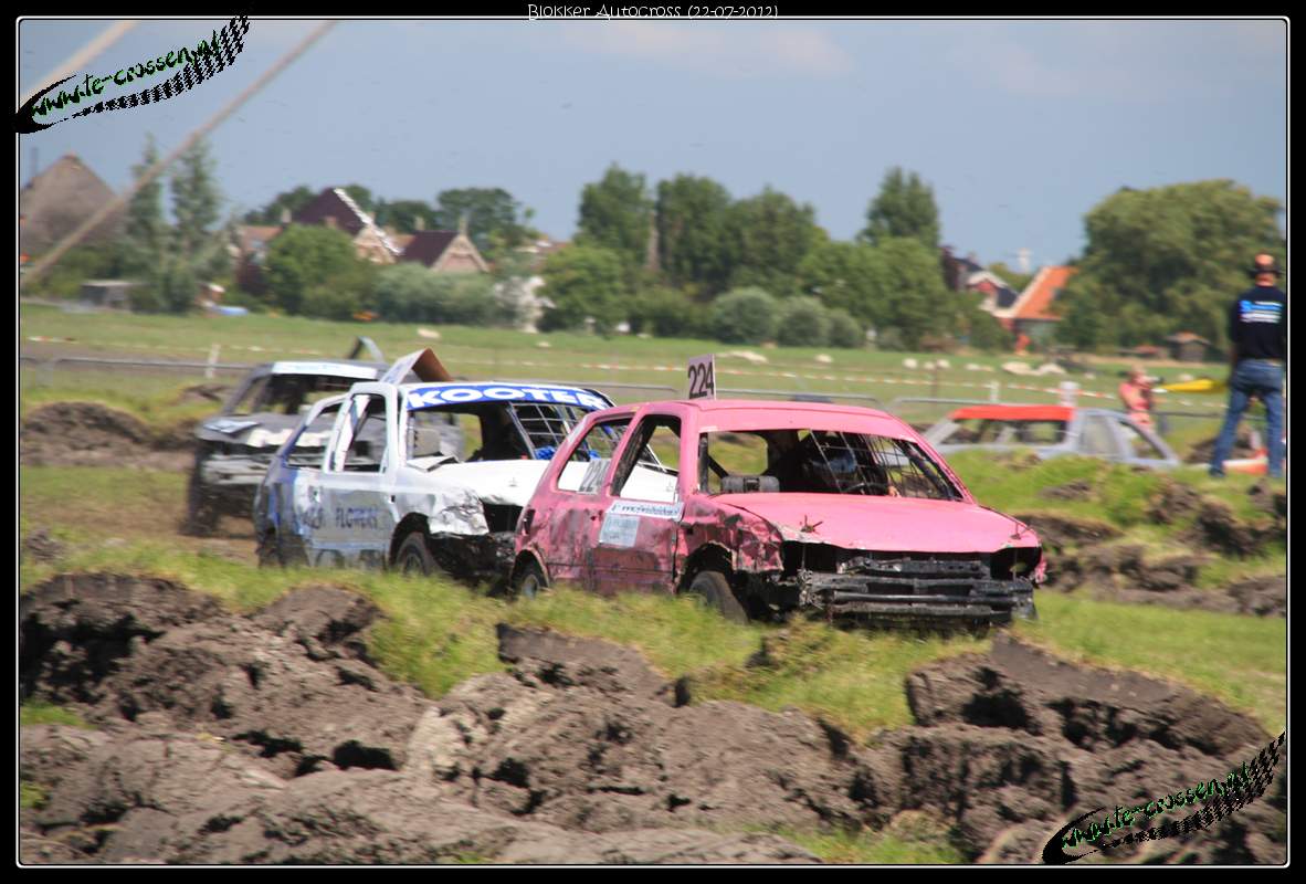 1182x800 pixels (135K)