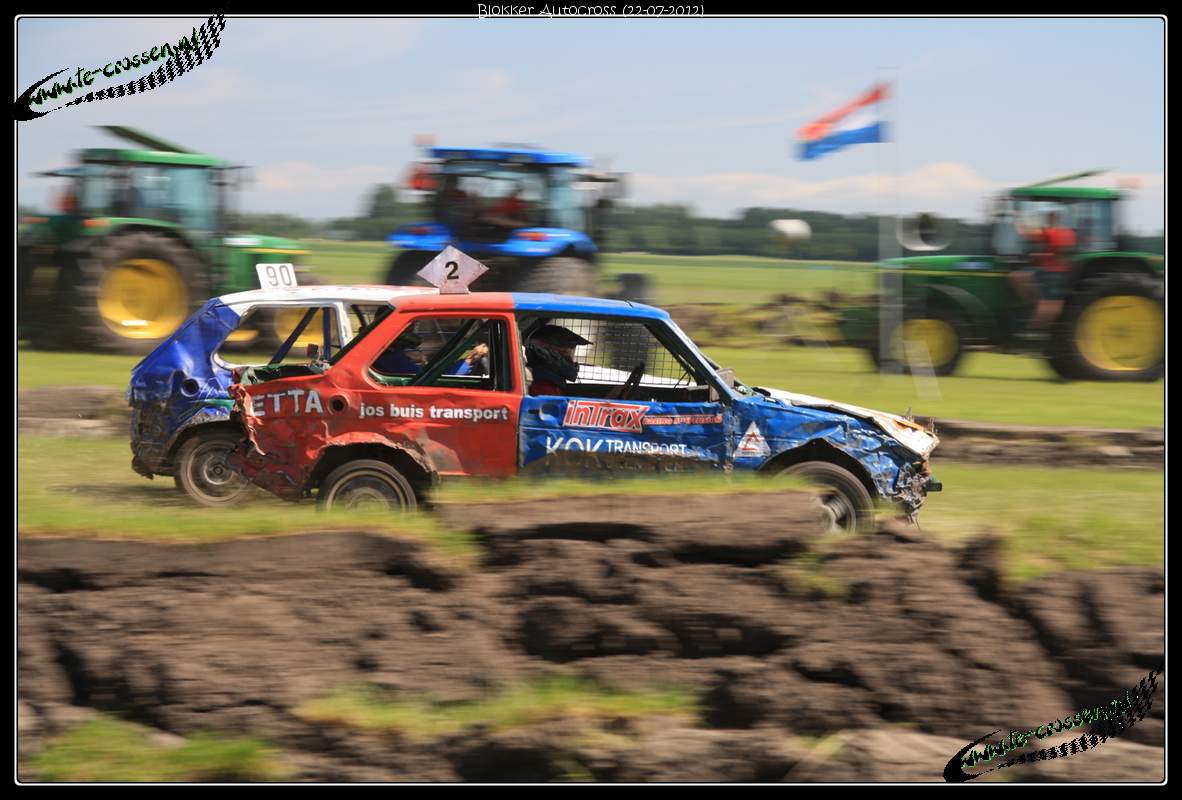 1182x800 pixels (127K)