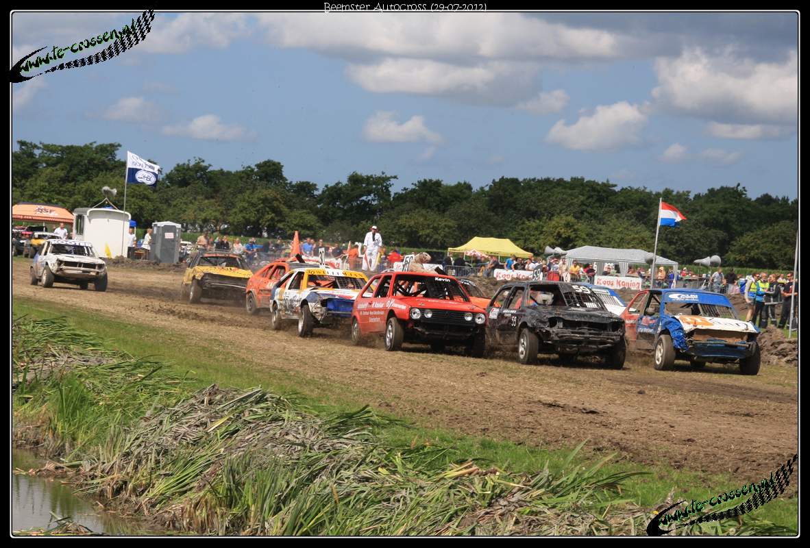 1182x800 pixels (172K)