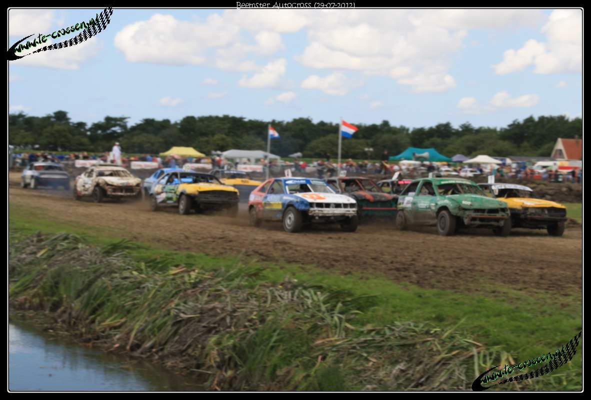 1182x800 pixels (109K)