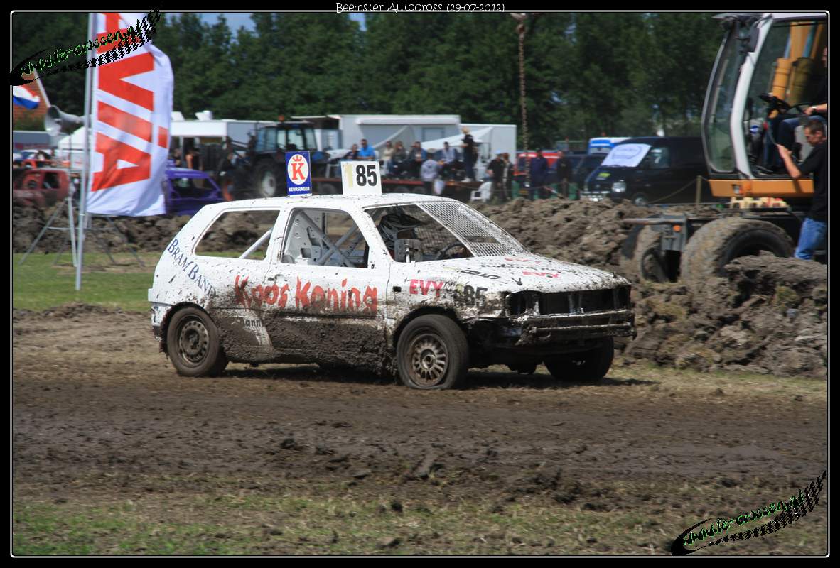 1182x800 pixels (158K)